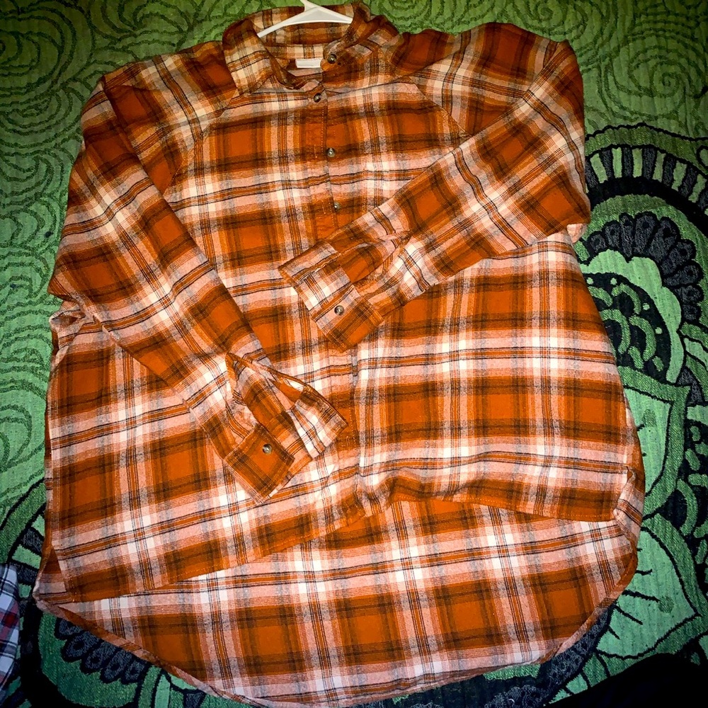 Medium women’s SO clothing flannel